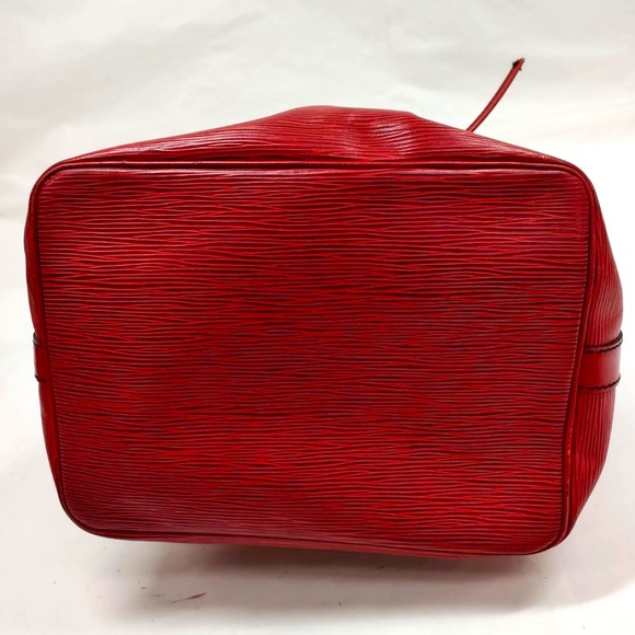 - Louis Vuitton LV Shoulder Bag M44107 Petit Noe Red Epi made in France 🇫🇷 - Picture 4 of 8